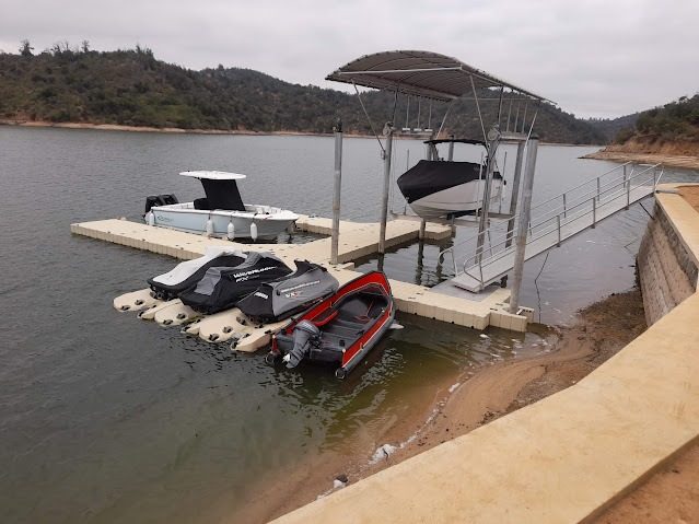Lago Rapel diferentes desniveles alta calidad llega al agua